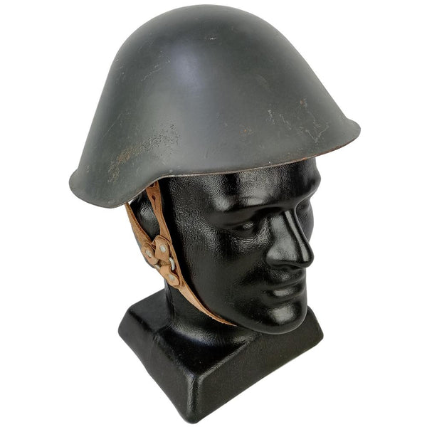 East German M56/76 Helmet
