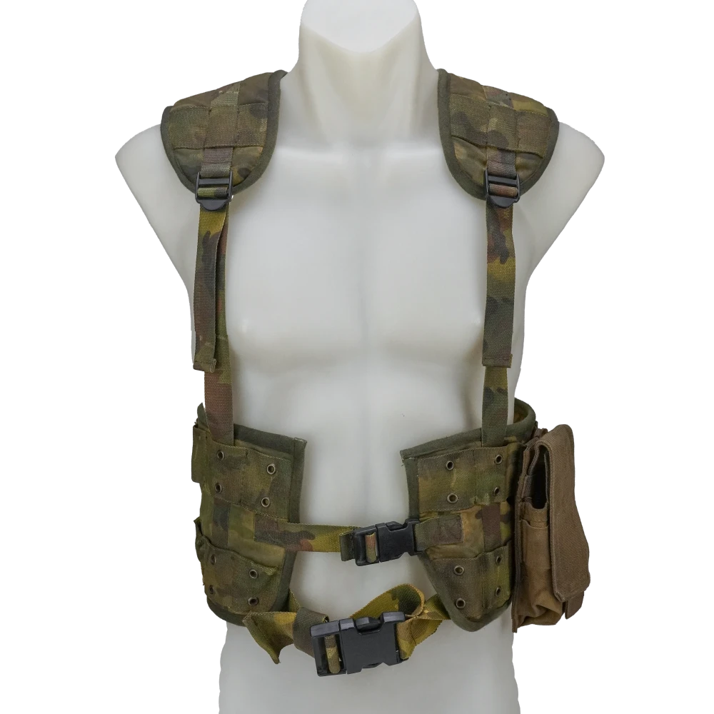 Custom Dutch Style Multicam Web Set, Item 1