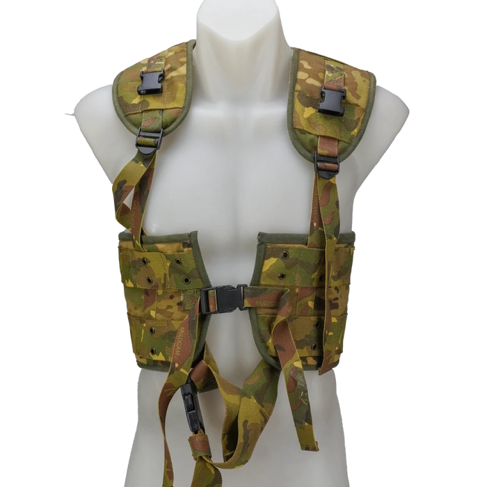 Custom Dutch Style Multicam Web Set, Item 6