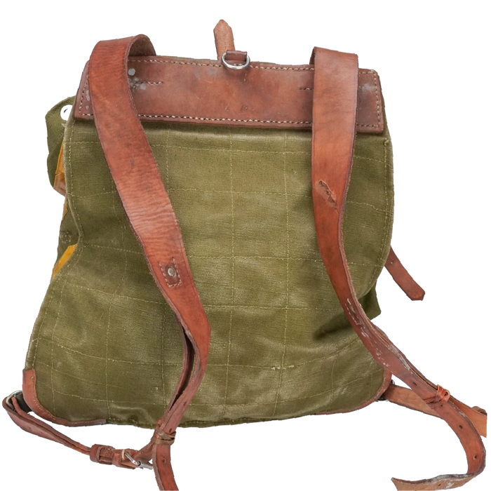 Modified Romanian Canvas Rucksack, Item 4